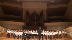 “Las voces del coro” llenan el Palau de la Música de Valencia