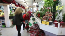 Apertura e instalación de mercados de abastos y mercados de venta no sedentaria los próximos festivos y domingos de diciembre