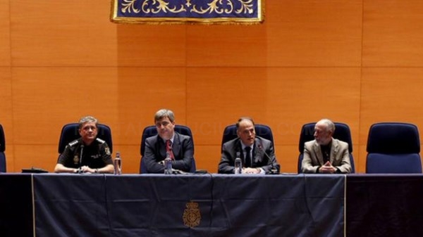 El Elche C.F. participa en el IV Seminario Nacional de Seguridad e Integridad