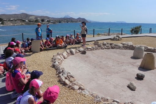 El MARQ inicia el curso escolar con un programa didáctico que incluye talleres de excavación en los yacimientos