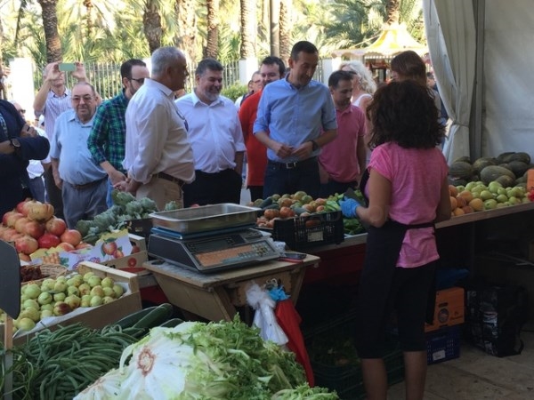 Record de asistencia a la Fireta del Camp d'Elx con cerca 90.000 visitantes
