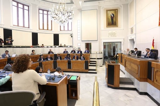La Diputación modifica su presupuesto para atender el Plan de Empleo Conjunto y garantiza su aportación a la Xarxa de Llibres