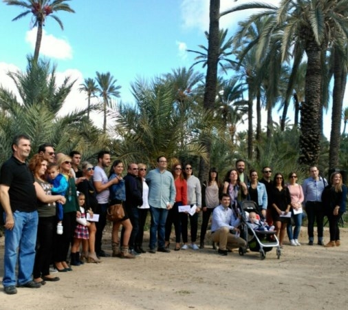 Restaurante Martino sigue plantando ilusiones con su proyecto de reforestación del palmeral: segunda plantá Martino