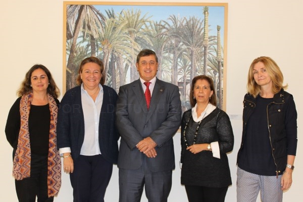 La UMH firma el Sello de Igualdad de la Asociación de Empresarias, Profesionales y Directivas de la provincia de Alicante