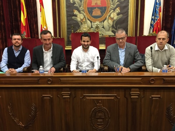 El Ayuntamiento de Elche anuncia una nueva etapa de protección y conservación del Palmeral
