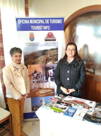 La Concejalía de Turismo promociona Crevillent en los campines de la zona