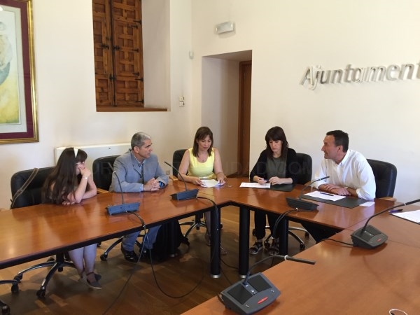 El Ayuntamiento de Elche firma un convenio con ARTES para potenciar el desarrollo de las personas con discapacidad