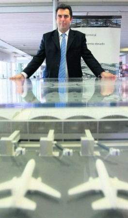 «La crisis es pasajera y, cuando finalice, el aeropuerto estará preparado para acoger la demanda futura con la nueva terminal»