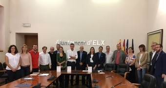 La mayoría de la Corporación Municipal ilicitana firma el Código de Buen Gobierno