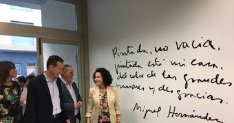 Inaugurado en Elche el centro de estudios “Miguel Hernández”
