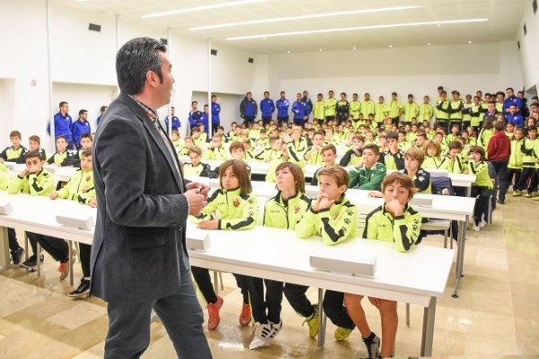 LaLiga imparte el Taller de Integridad al fútbol base franjiverde