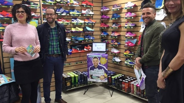 Más de 150 comercios se han sumado ya a la campaña de Elche Followers