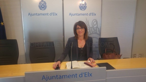 Los colegios de Elche escogen el nivel intermedio de plurilingüismo para el próximo curso