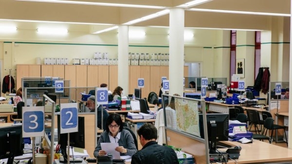El Ayuntamiento refuerza la atención al público por las regulaciones del Catastro