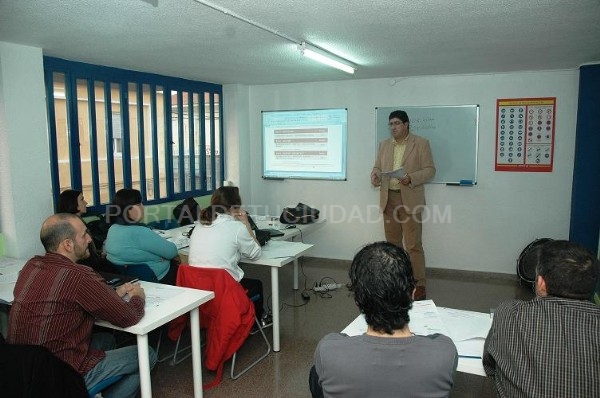 Formación continua en bajovinalopo.portaldetuciudad.com