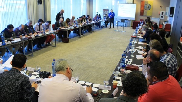 Más de una decena de invitados acuden a BNI Superación para ver el funcionamiento de este grupo de negocios