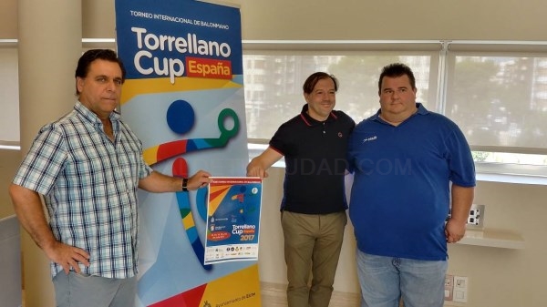 Elche presenta la edición XXIX del Torneo Internacional de Balonmano de Torrellano