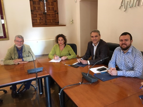 El Ayuntamiento de Elche y la UMH trabajan conjuntamente para lograr para el Pantano la declaración de Paraje Natural Municipal