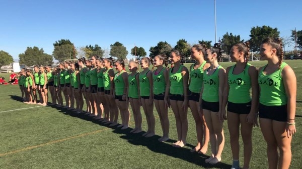 La presentación de los equipos del Club Deportivo Altet congrega a más de mil personas en el campo de fútbol de la pedanía ilicitana