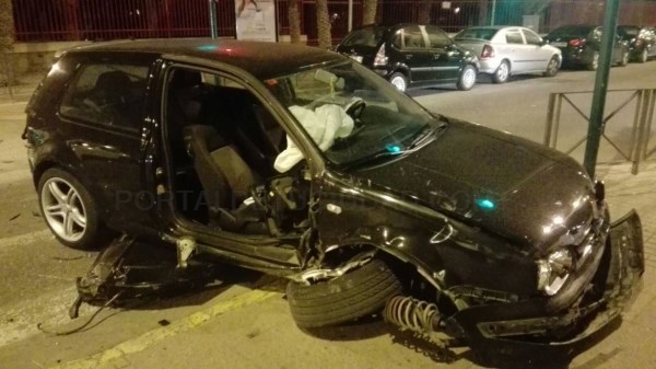 Aparatoso accidente en Fray Luis de León con nueve vehículos implicados