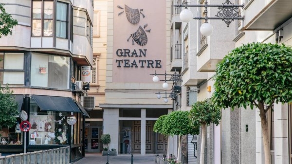 Pasión Vega y la compañía La Cubana entre los artistas que llegarán al Gran Teatro de Elche