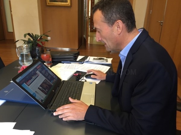 El alcalde de Elche rechaza el plan de Castilla-La Mancha de cortar el envío de agua y dice que el trasvase es insustituible