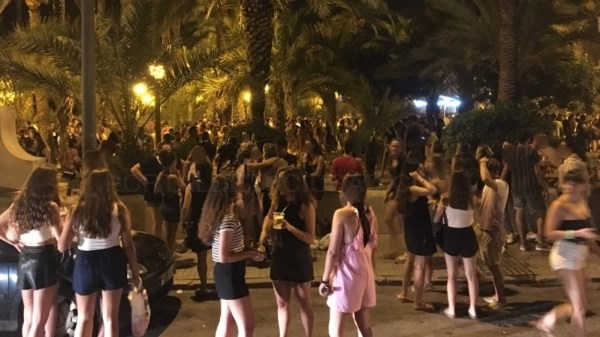 Intenso control sobre establecimiento y consumo de alcohol por parte de menores