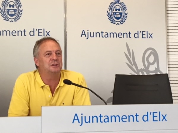 El Ayuntamiento espera convertir a Elche en una Ciudad Cardioprotegida en los próximos meses