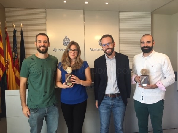 Un proyecto para mejorar la convivencia en zonas de ocio y un comparador de productos, galardonados con el Emprendedor del Mes