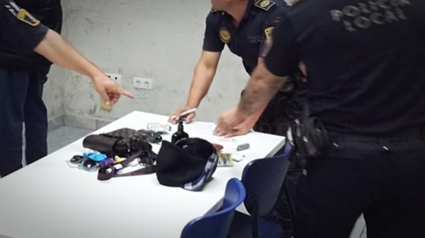 Detenidos dos individuos relacionados con robos en Arenales, Altet y Gran Alacant