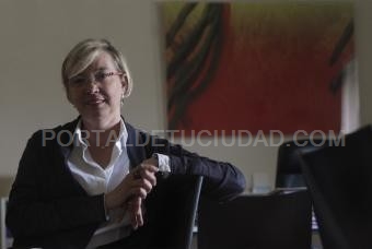 "La educación se tendrá que apretar el cinturón".