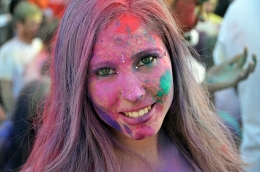 La Primavera Hindú teñirá la Gran Vía con los colores de la India