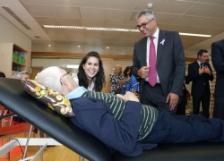 La Comunidad, primera región de España en atención para mayores dependientes