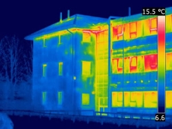La Comunidad recomienda mejoras en edificios que aseguren eficiencia energética