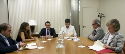 La Comunidad de Madrid firma un convenio con Garrigues para ofrecer asesoramiento jurídico