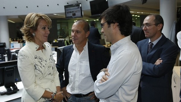 Esperanza Aguirre: “No sé qué hace Zapatero prolongando esta agonía hasta el 20-N