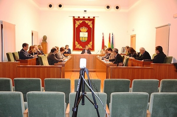 Villanueva de la Cañada: Los vecinos podrán seguir los plenos en directo por internet
