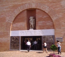 Exposición: "Un Museo mucho más que centenario"