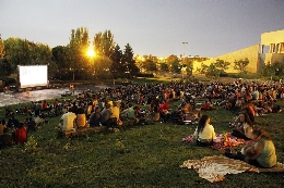Los croods abre el ciclo de cine de verano en el parque de Las Siete Sillas