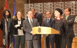 Veronica Forqué, Paloma San Basilio, Estrella Morente, Melani Olivares y Ara Malikian, en el 62 Festival de Teatro Clásico