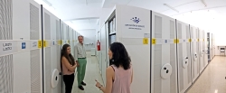 La diputada provincial de Cultura visita el Archivo Provincial con motivo de su Día Internacional