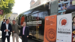Mérida se promociona en el tranvía de Sevilla