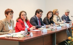 La portavoz destaca la implicación de la Uned en la vida de la ciudad y el prestigio del que goza