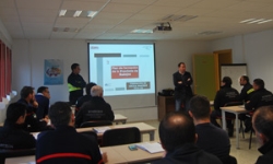 Inaugurado en Mérida el curso sobre escalas para bomberos conductores