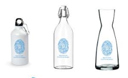 La distribución de botellas promocionales de agua del grifo será en eventos y oficinas itinerantes,