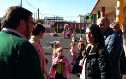 Educación invierte 287.000 euros en mejorar el colegio y el instituto de Aceuchal.