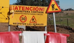 Corte en la Carretera Provincial BA-120, de Ribera del Fresno a la BA-131.