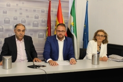 El ayuntamiento anuncia acciones para paliar la suciedad existente en la ciudad.