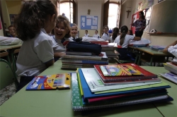 450 familias solicitan las becas de material escolar del Ayuntamiento de Mérida