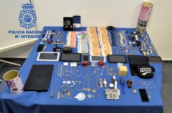 Ingresan en prisión dos hombres por robar joyas y dinero en 17 viviendas de Mérida